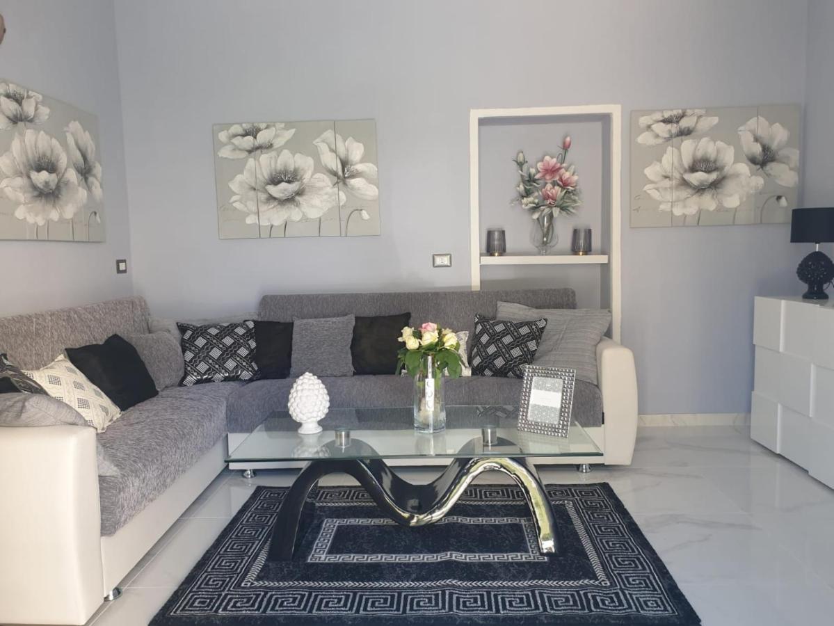 Ferienwohnung La Rosa Dorata Martis Exterior foto
